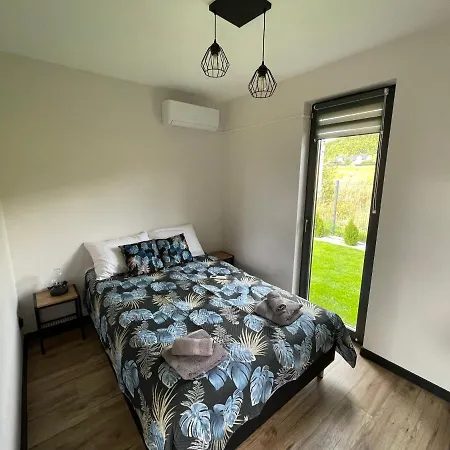 Zakatek Na Lipowej Tatil Evi Komarno